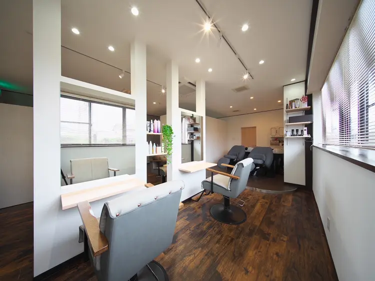 Pleare 鯖江店の内観・外観2