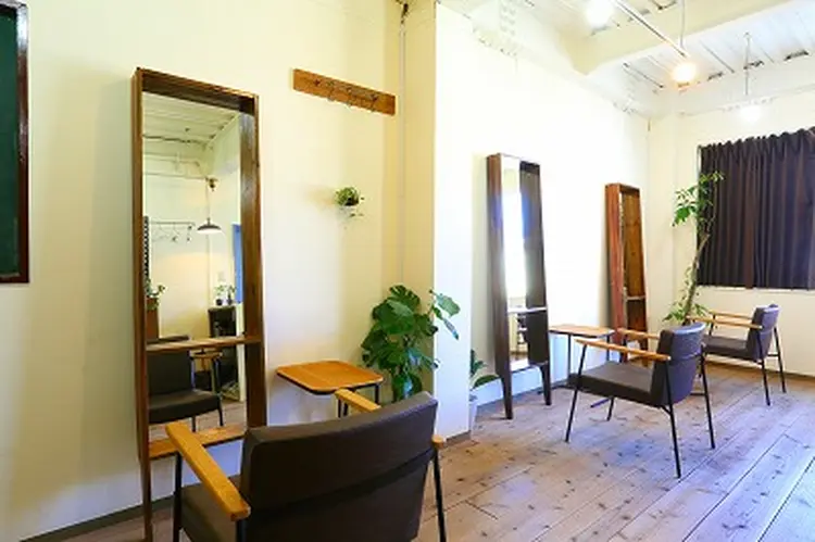 美容室nestの内観・外観2