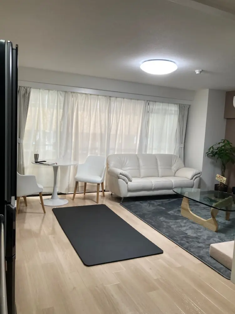 VERYの内観・外観3