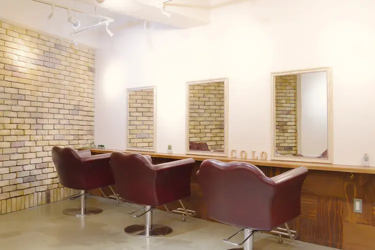 COLOの内観・外観2