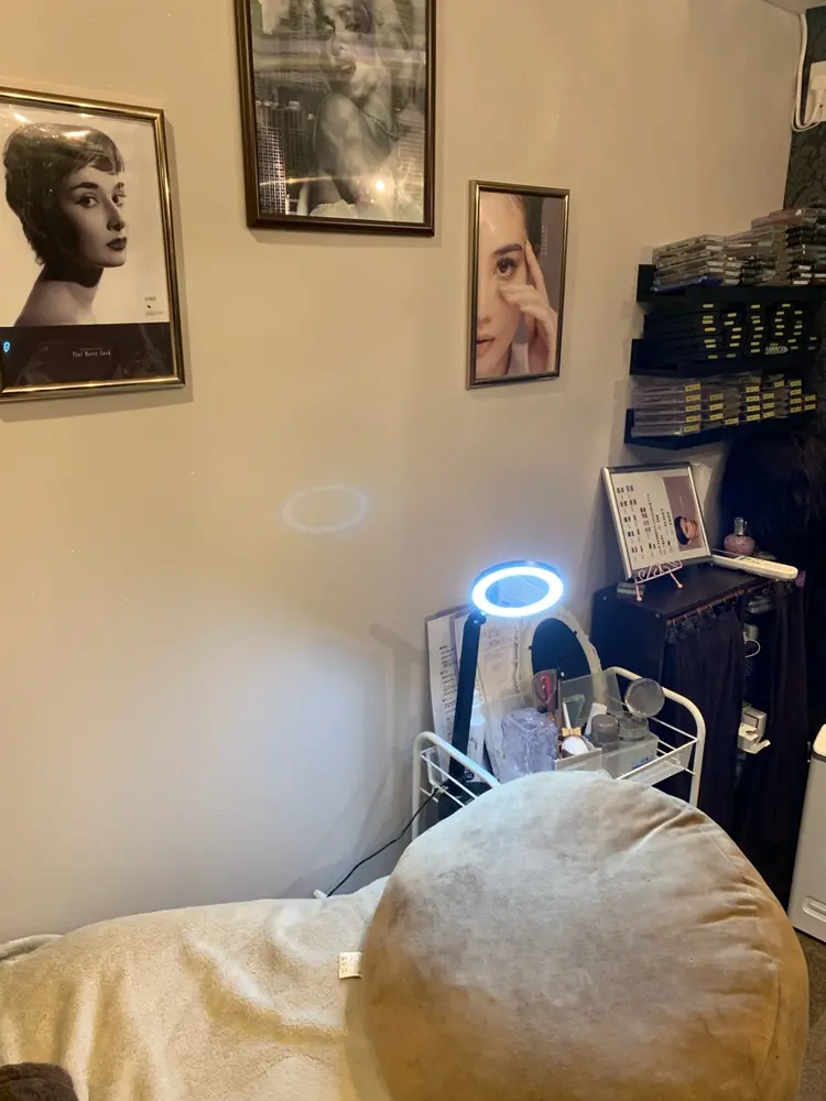 GLITTERNAILS 〜高速長田店の内観・外観2