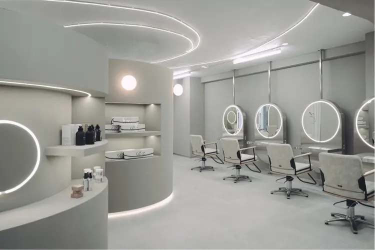 i.+ODORIの内観・外観1