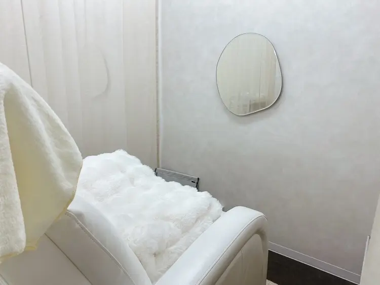 パリジェンヌ・まつげパーマ・眉毛専門店 Sia.京橋店の内観・外観2