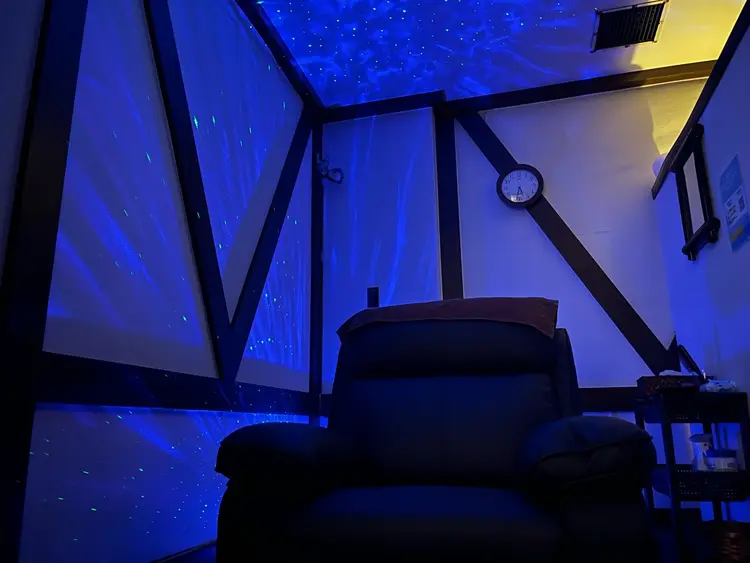 【熟睡ドライヘッドスパ&アロマリンパマッサージ】ヘッドミントVIP 栄東新町店の画像