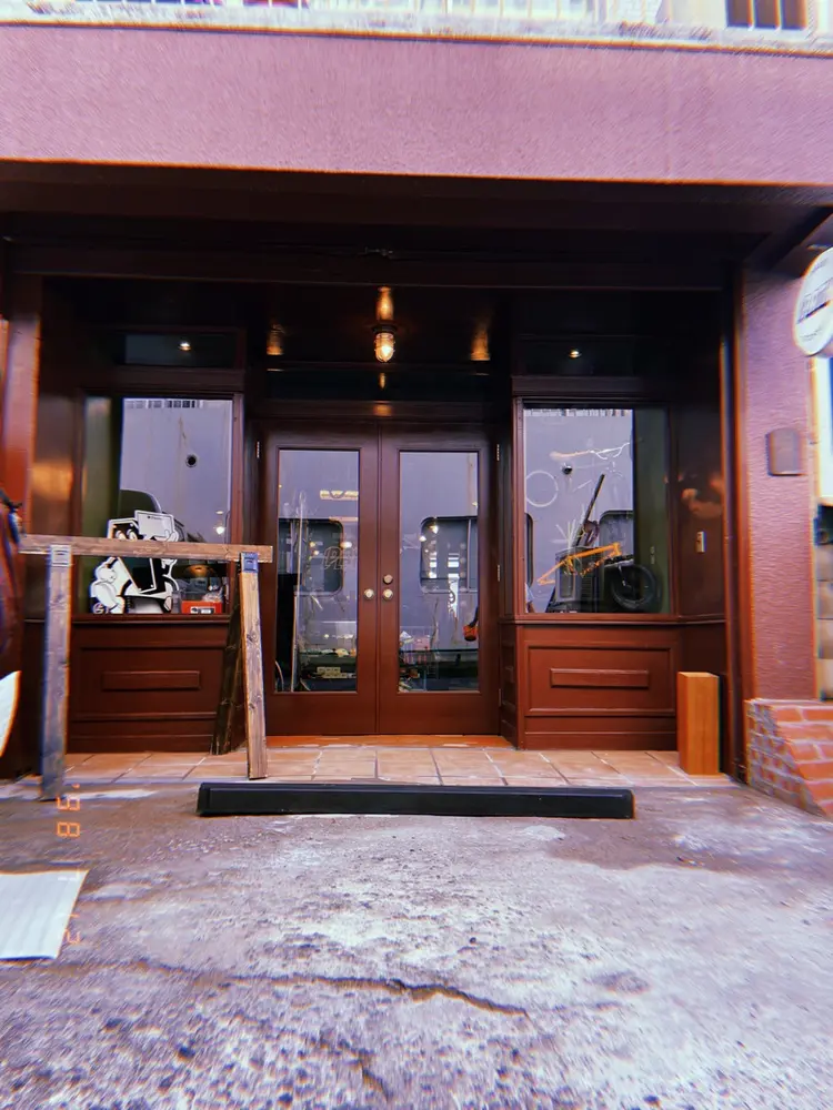 PATHの内観・外観1