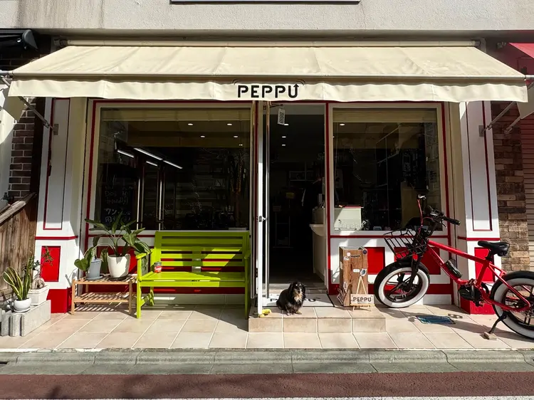 PEPPUの内観・外観1