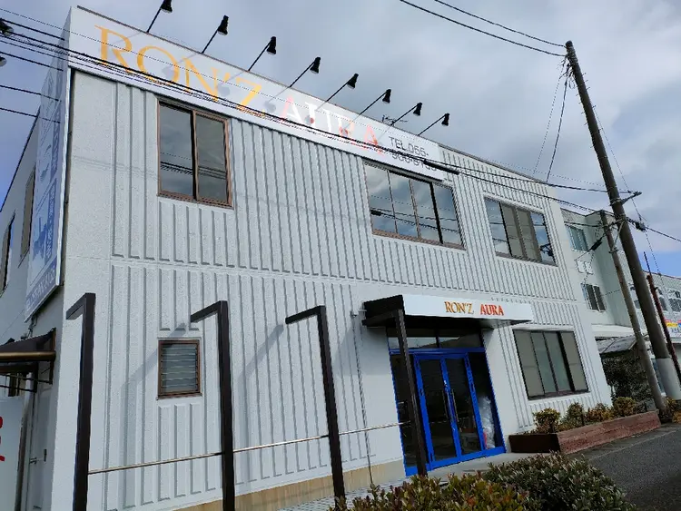 RON'Z AURAの内観・外観1
