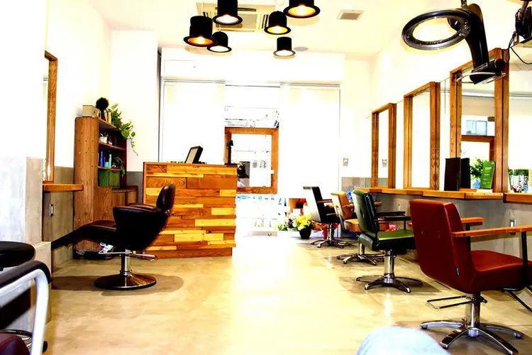 シャペウの内観・外観1