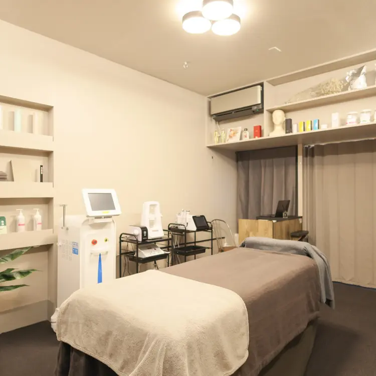 Born Homme | ボーンオムの内観・外観2