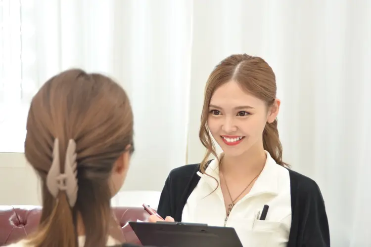 ホワイトニングHappiness 大阪梅田店の内観・外観2