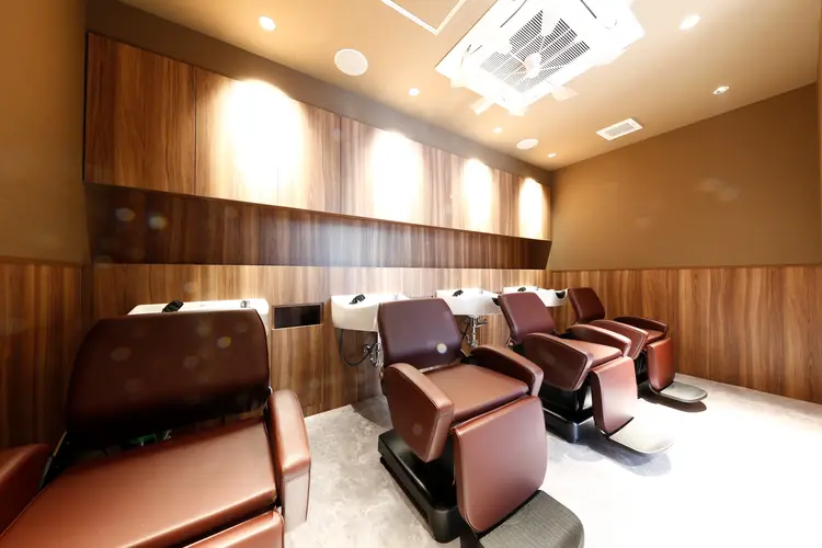 Ash平井店の内観・外観2