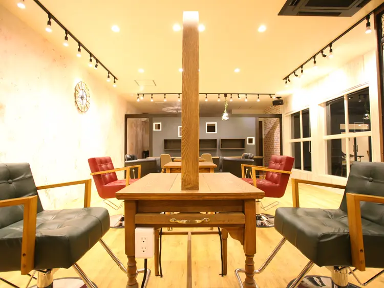 hair   salon Rien 鴻巣店の内観・外観2