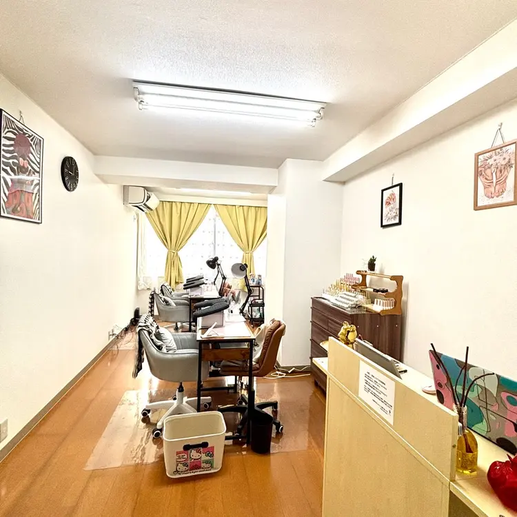 XIINH NAIL SALONの内観・外観1