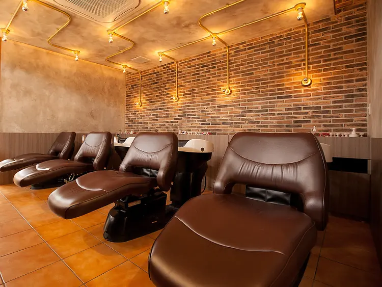 nao*c（ナオシ）富雄店の内観・外観3