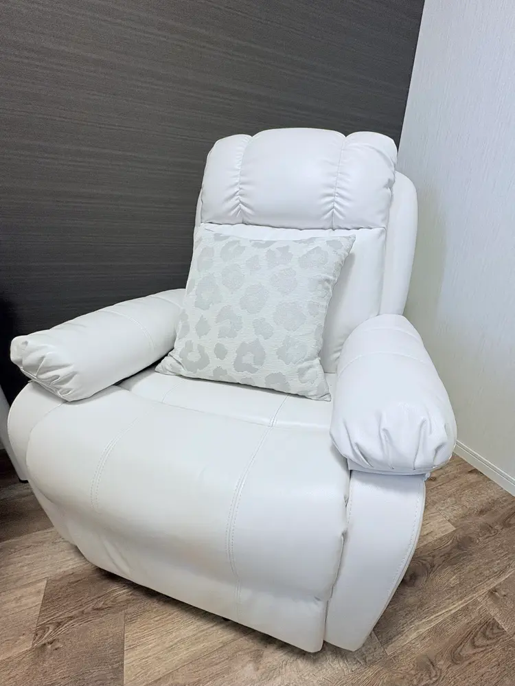 non nailの内観・外観2