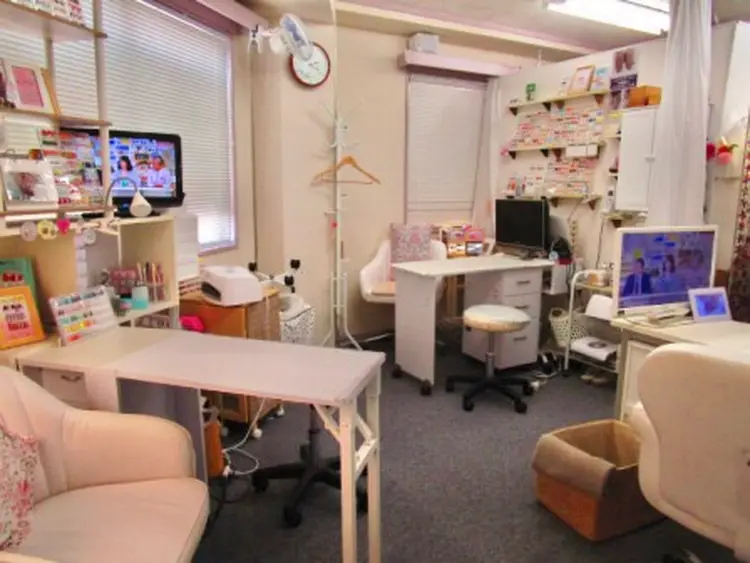 nail salon ViViの内観・外観2