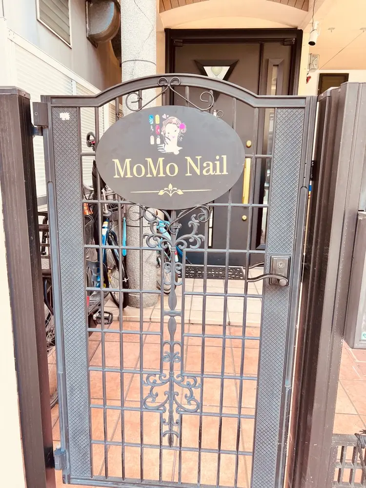 MoMo Nailの内観・外観3