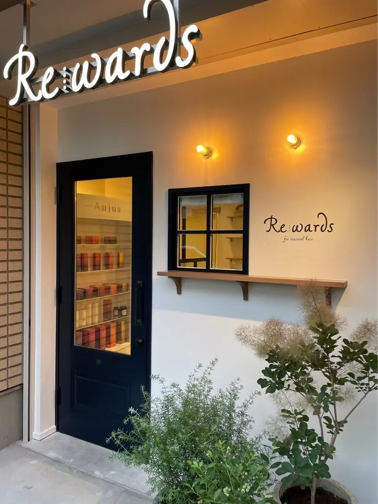 rewards成城学園前店の内観・外観1