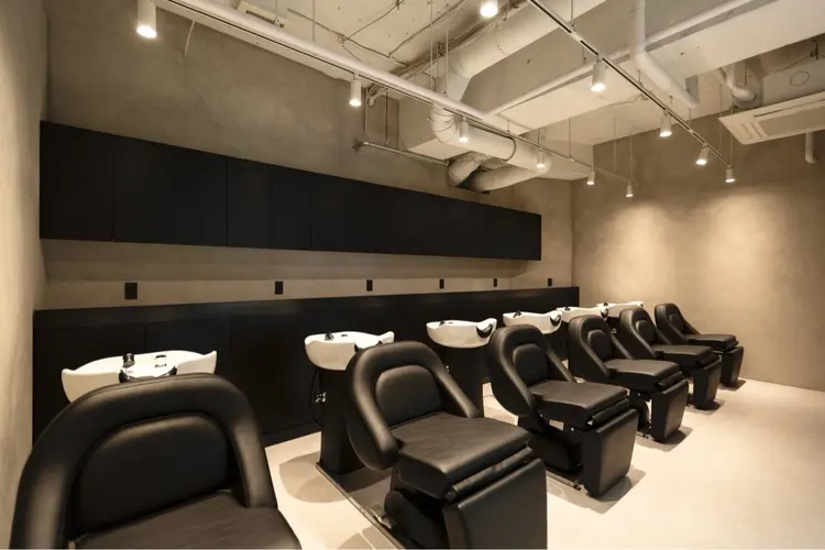 SALOWIN 渋谷店の内観・外観2