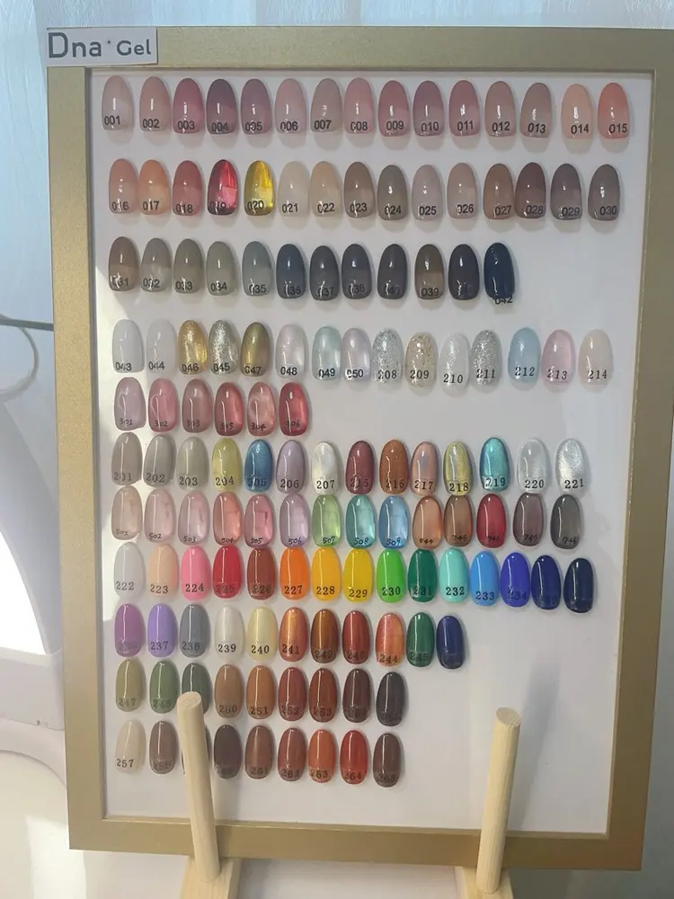 NANA  nailsalonの内観・外観1