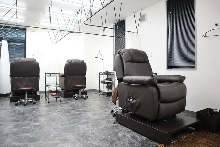 Favori藤沢店の内観・外観2