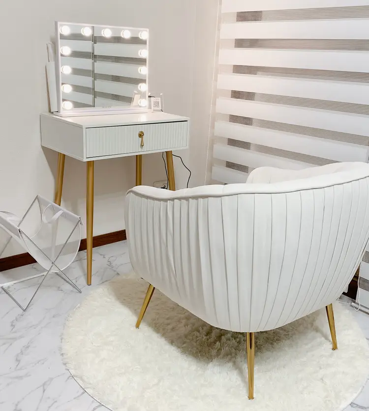 SPINELの内観・外観1