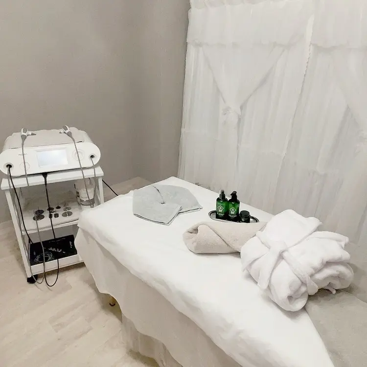 indiba salon 88の内観・外観2