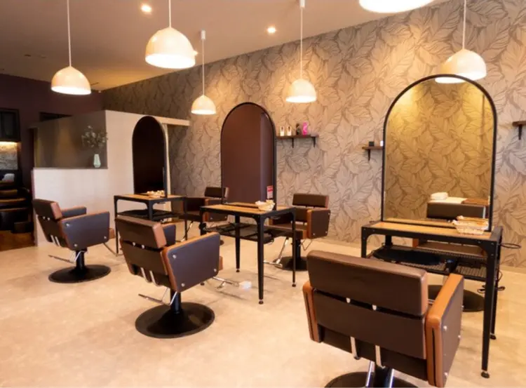 KamiBito ＋plus 香芝店の内観・外観1