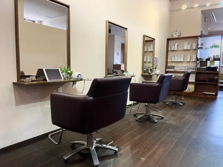 美髪に特化した髪の修復専門サロンSerendipityの内観・外観2