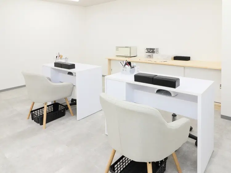 _white NAIL 上本町店の内観・外観1