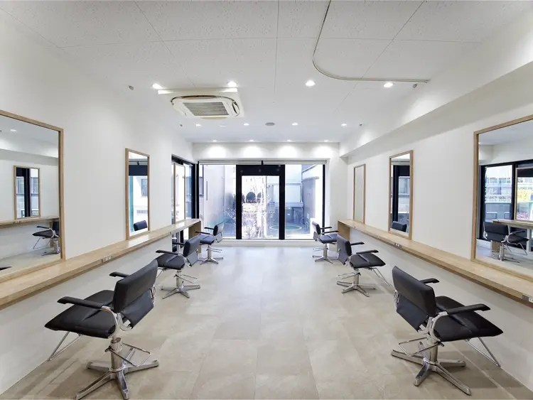men's salonHYPE名古屋伏見の内観・外観2