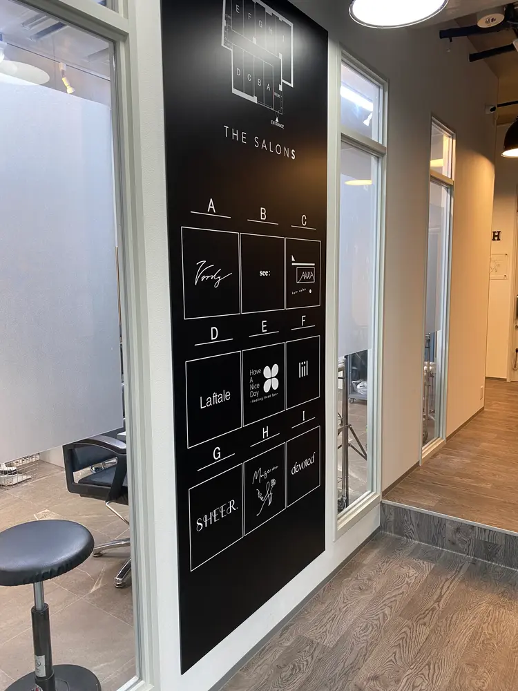 salon vardyの内観・外観2