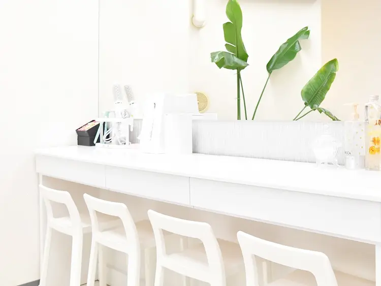 amii.+ eyesalon 横浜店の内観・外観2