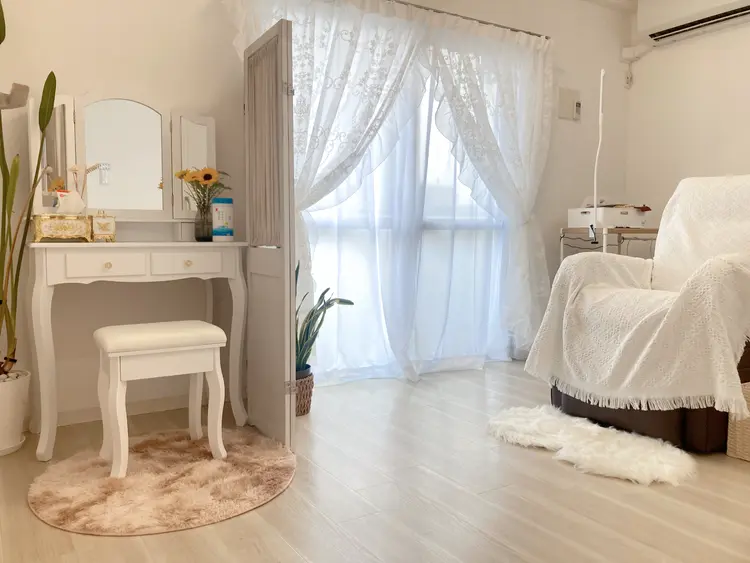 EyeGlossの内観・外観3