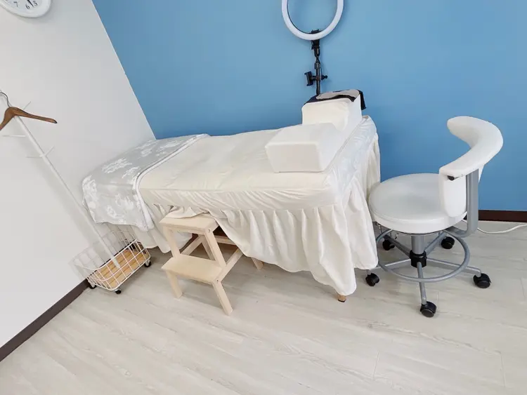 f.【エフドット】の内観・外観1