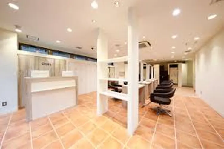 croix　東神奈川店の内観・外観1