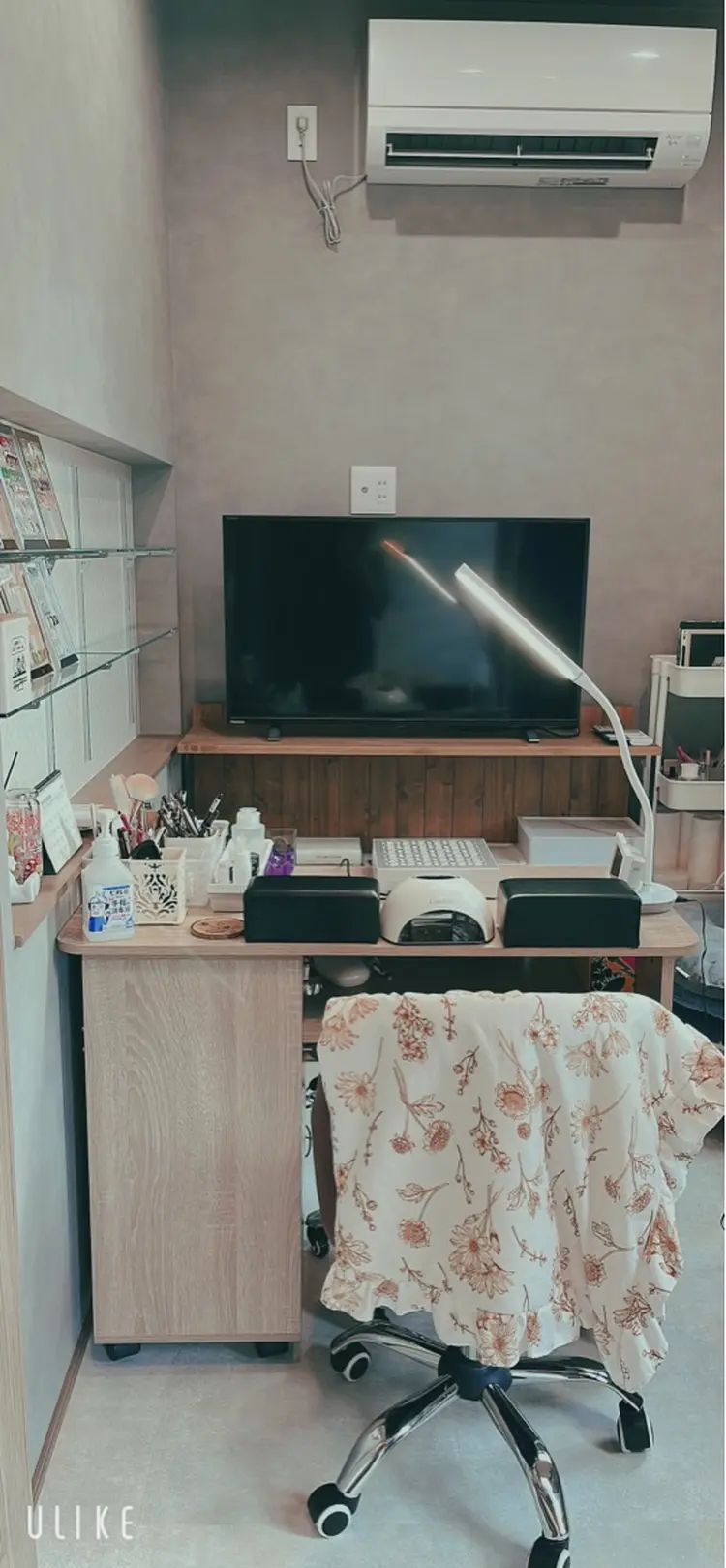 Collection  Nailの内観・外観1