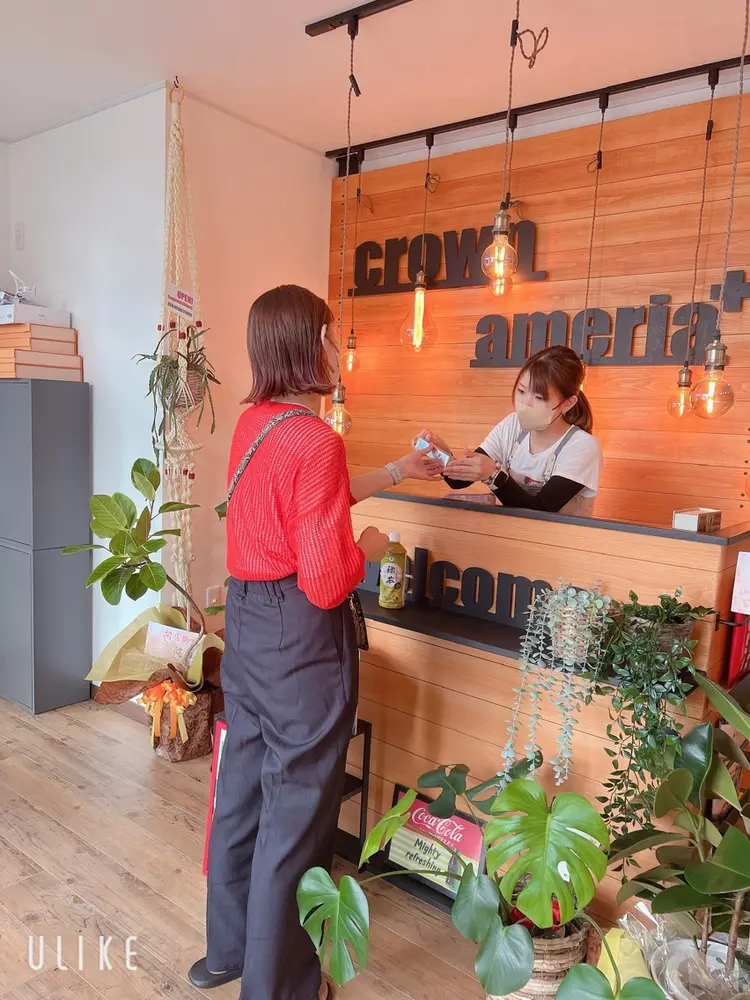 crownの内観・外観3