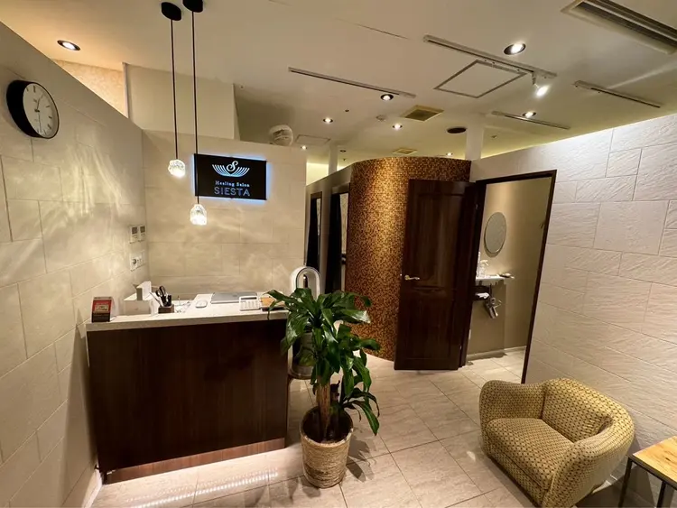 トータルビューティーサロンSIESTAの内観・外観1