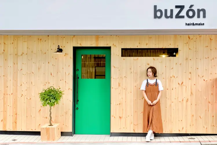 buZónの内観・外観1