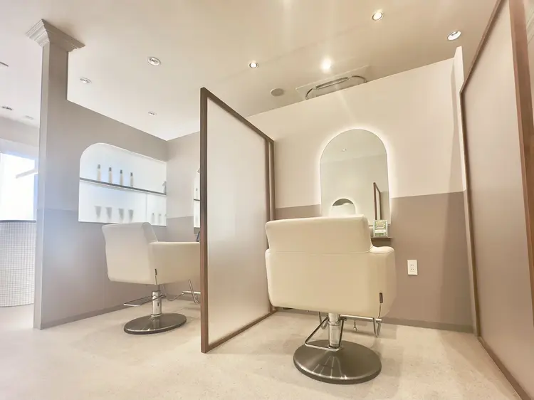 全席個室美容室 Zina 南船橋 髪質改善&トリートメント【ジーナ】の内観・外観2