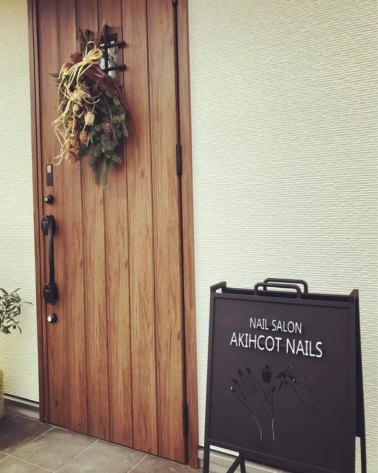 AKIHCOT  NAILSの内観・外観1