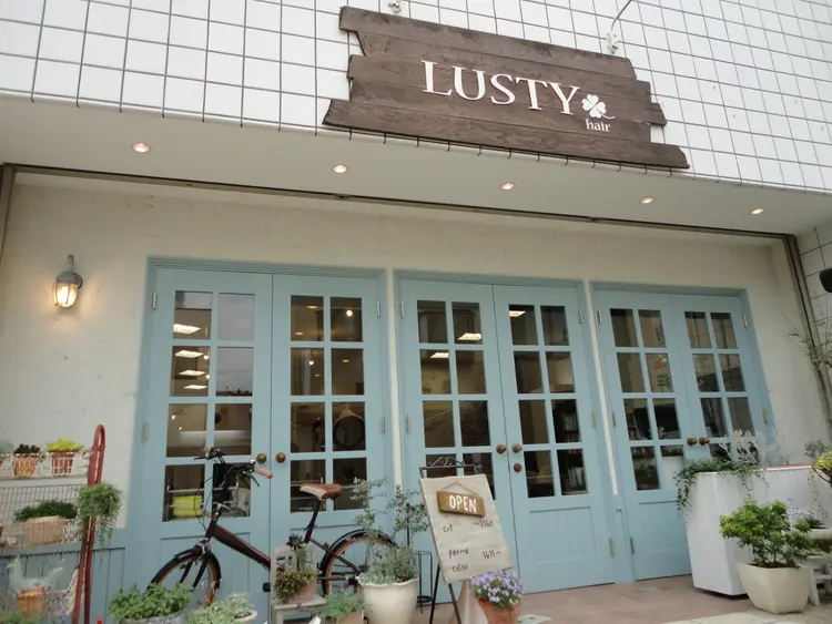 LUSTY(ラスティー）の内観・外観1