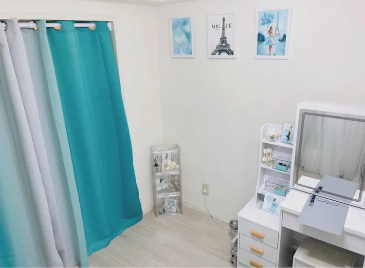 Lien Bust-Up Lab 栄店の内観・外観2