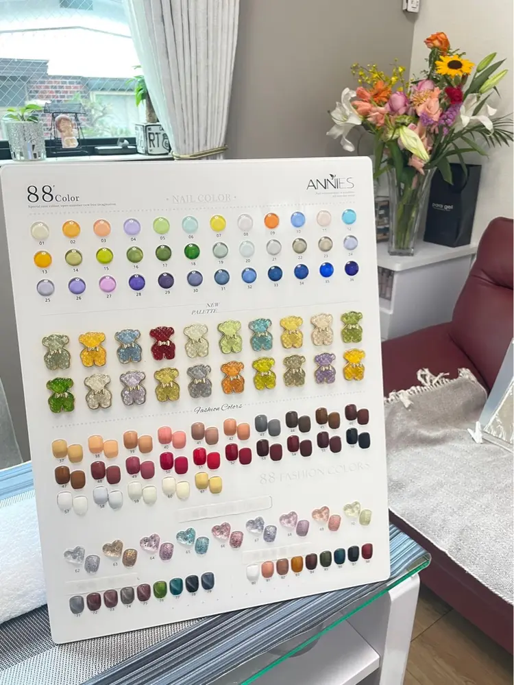 RikaNailSalonの内観・外観1