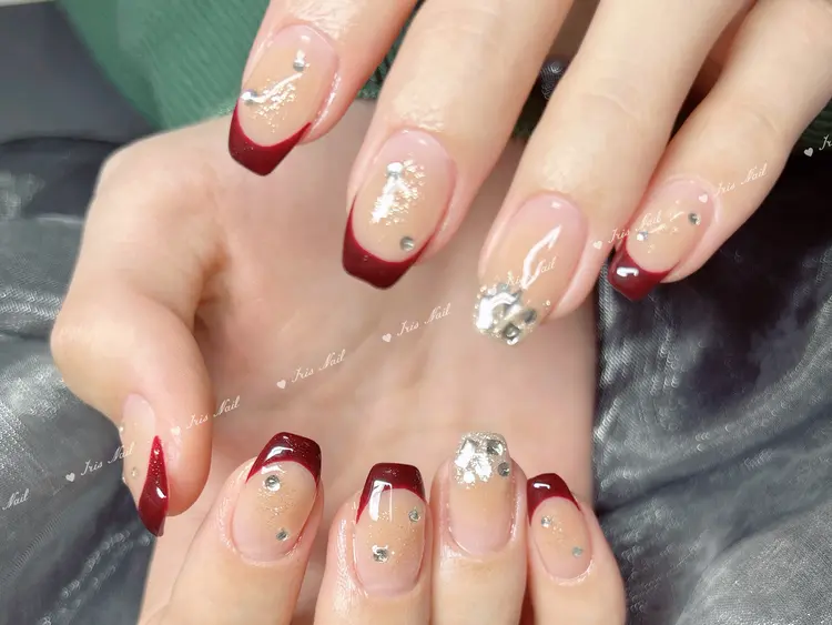 Iris  Nailの内観・外観2