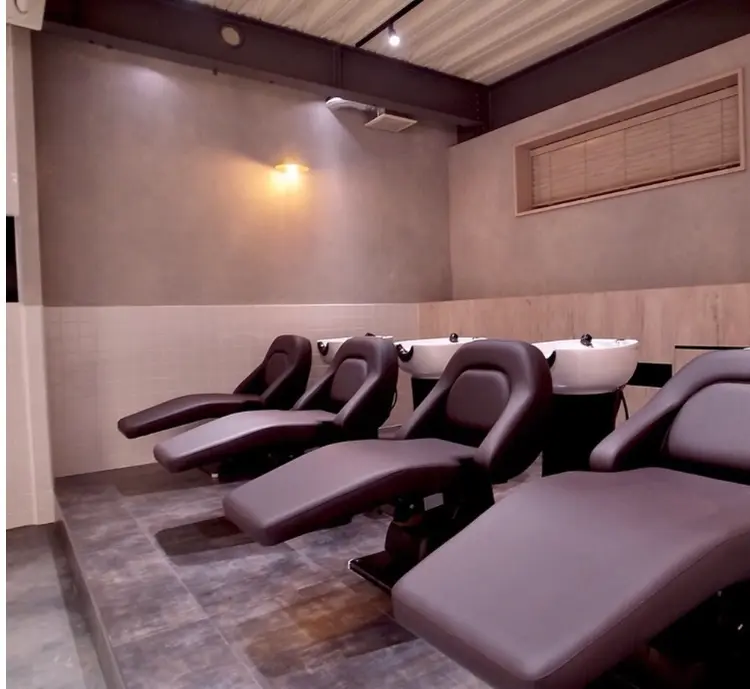 EARTH coiffure beaute 川越店の内観・外観2