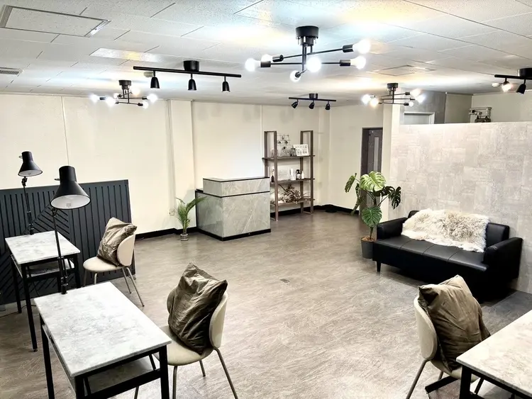 nailsalon charmantの内観・外観1