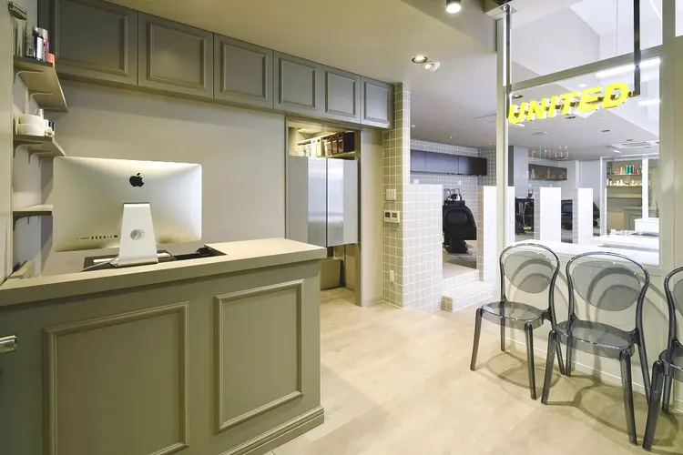 UNITEDの内観・外観2