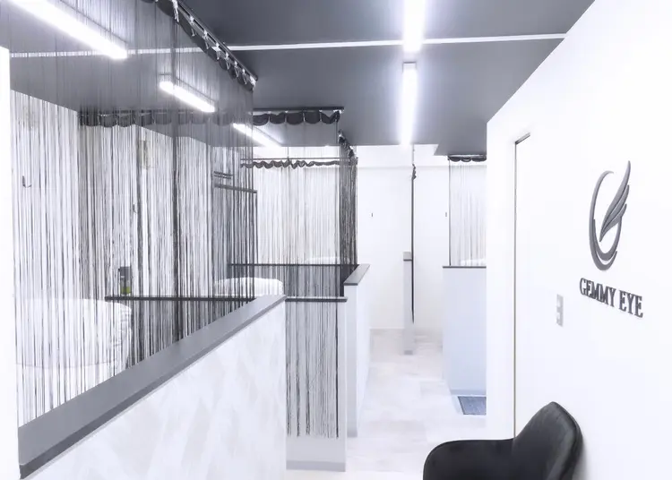 眉毛&まつ毛サロンGEMMY EYE練馬店の内観・外観2